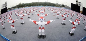 Танцуващи роботи поставиха рекорд на Гинес (ВИДЕО)