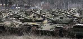 Киев постави в бойна готовност военните по границата с Крим