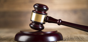 Осъдиха условно двама, нападнали с бухалки мъж на пътя