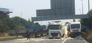 Мост се срути върху шосе във Великобритания (ВИДЕО+СНИМКИ)