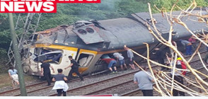 Пътнически влак дерайлира в Испания, 4 загинали (ВИДЕО+СНИМКИ)