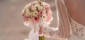 Булка пристигна на сватбата си на автостоп