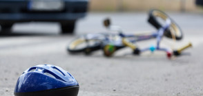Блъснаха велосипедист в София, шофьорът избяга