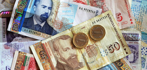 Вдигат учителските заплати от догодина