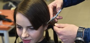 Десетки дариха коса за перуки за онкоболни деца (СНИМКИ)
