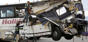 Автобус и камион се сблъскаха в Калифорния, има жертви (ВИДЕО+СНИМКИ)
