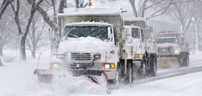 ДЪРЖАВАТА ГОТОВА ЗА ЗИМАТА: Над 3000 снегорини ще чистят пътищата
