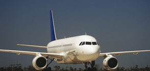 Самолетът на Майк Пенс излезе от пистата в Ню Йорк