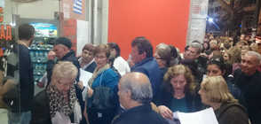 Скандал с изборна секция в Атина