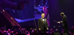 Антонио Бандерас ще се снима в биографичен филм за Андреа Бочели