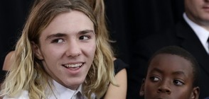 Спипаха сина на Мадона с дрога