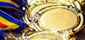 Ученици от СМГ обраха медалите на състезание в Южна Корея