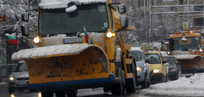 Фандъкова изкарва снегорините в очакване на снега