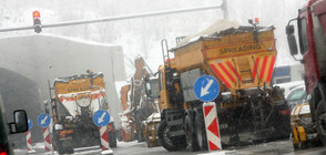 АПИ: Възможни са нови пътни блокади заради снега