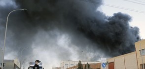 Мощна експлозия и огромен пожар в химически завод в Испания (ВИДЕО)