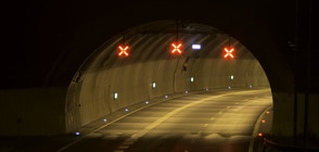 Падна част от светофар в тунел на АМ „Хемус”