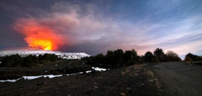 Вулканът Етна се събуди отново (СНИМКИ)
