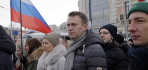 Заляха със зелена боя известен руски опозиционер (ВИДЕО)