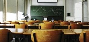 ПРОМЕНИ: Седмокласниците ще подават заявления за гимназиите и онлайн