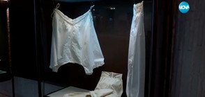 Корсети, ризи и гащи от 20-ти век на изложба в НИМ (ВИДЕО)