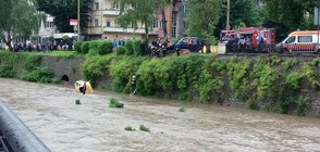 Такси падна в река Янтра, ранено е дете (СНИМКИ)