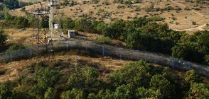 ДАНС проверява оградата по границата