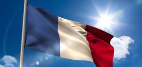 Френското правителство подаде оставка