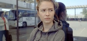 Училищната битка между София и Бела от уеб сериала "Следвай ме" влиза в новините