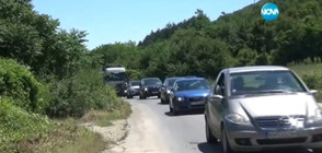 Леки катастрофи и изнервени шофьори по обходния маршрут след инцидентите на „Тракия”