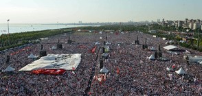 Многохиляден протест на опозицията в Турция (ВИДЕО+СНИМКИ)