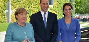 Кейт и Уилям се срещнаха с Меркел (ВИДЕО+СНИМКИ)