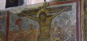 Две летящи чинии до Исус Христос на религиозна фреска? (ВИДЕО)
