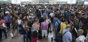Стачка блокира едно от летищата в Барселона (ВИДЕО+СНИМКИ)