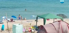 Бургазлии с подписка срещу нудистите на плажа