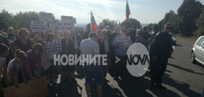 Протестиращи блокираха пътя София-Варна (ВИДЕО+СНИМКИ)