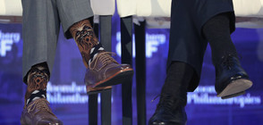 СТИЛ С ХУМОР: Чорапите на канадския премиер (СНИМКИ)