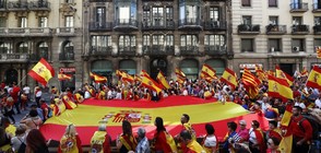 Стотици хиляди поискаха Каталуния да остане част от Испания (ВИДЕО)
