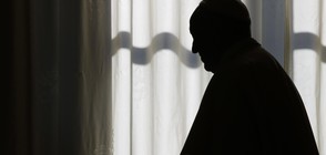 Папа Франциск – звезда в кампания с графити на "Грийнпийс"