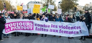 Хиляди жени протестираха срещу насилието в Париж и Рим (СНИМКИ)
