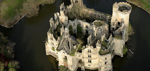 25 000 души от 115 страни станаха съсобственици на френски замък