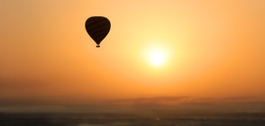 Поне един загинал след като балон с горещ въздух падна в Египет