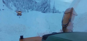 Швейцарски курорт отново е блокиран заради лавинна опасност