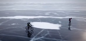 СЪСТЕЗАНИЕ: Десетки караха колело и кънки върху замръзналото езеро Байкал (ВИДЕО)