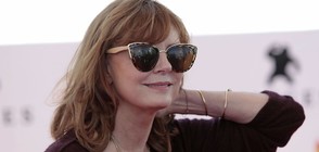 Сюзан Сарандън е с кучето си дори на снимачната площадка