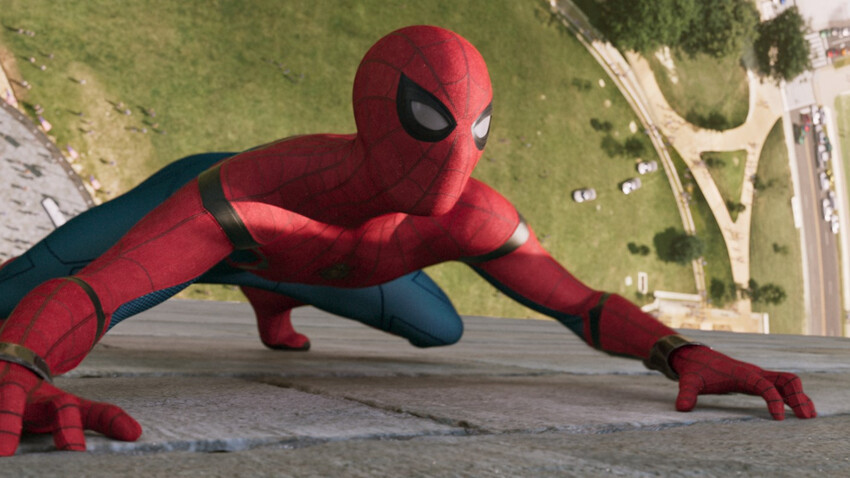 Спайдърмен: Завръщане у дома