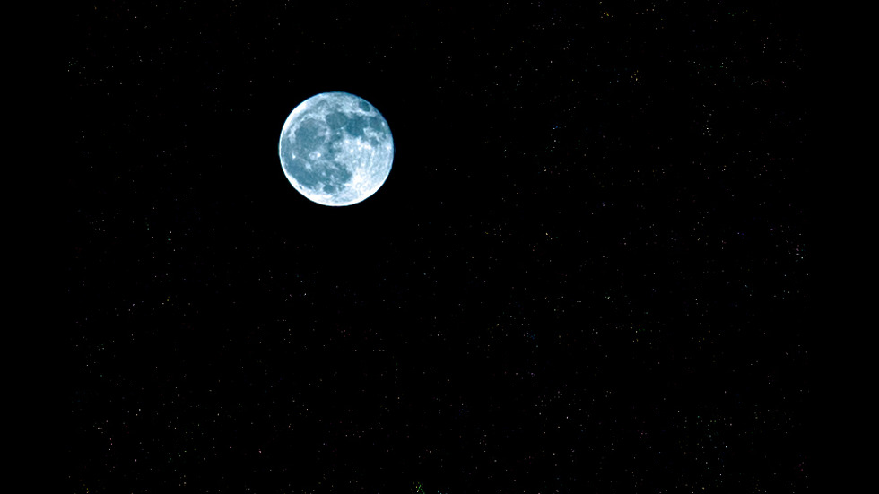 Синята луна през погледа на зрителите на NOVA