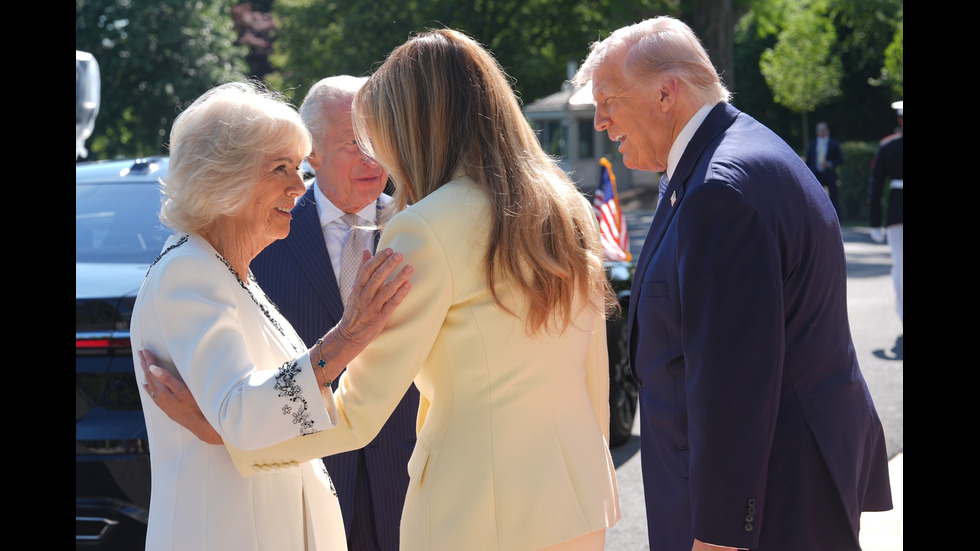 Чай, целувки и дипломация: Как започна визитата на Чарлз III в Белия дом