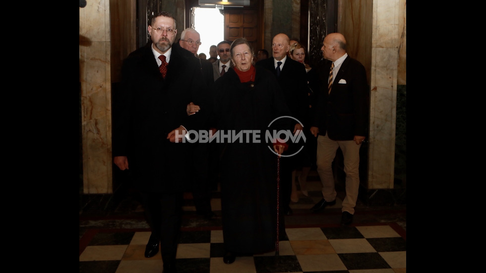 Княгиня Мария Луиза присъства на молебена за 90-ия си рожден ден