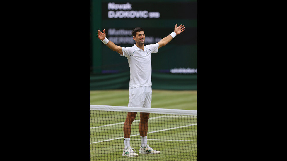 Джокович изравни Федерер и Надал (ГАЛЕРИЯ)