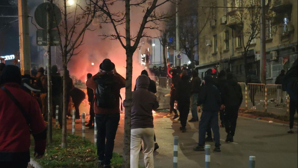 Погром след протеста в центъра на София